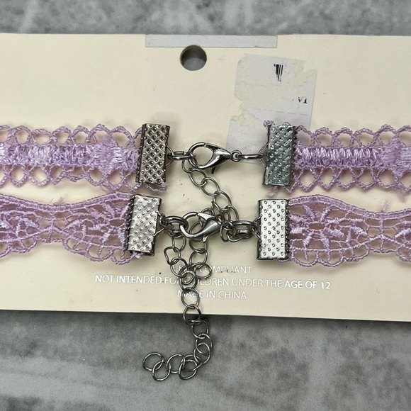 Lace choker necklace set - Picture 2 of 5